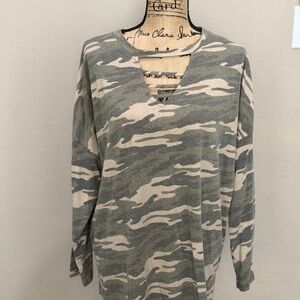 Cake Gold and Gray Camouflage Top